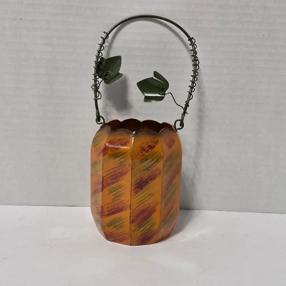 Rustic Metal Jack-O-Lantern Pumpkin Halloween Tea Light Holder with Handle
